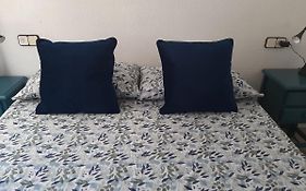 Amazing Sunny Flat With Balcony Pool Two Mins From The Beach